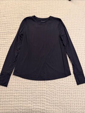 Athleta Long-Sleeve Split Back Performance Tee in Navy Blue